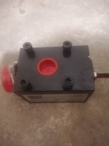 Dizalice: OMARLIFT hidraulični sigurnosni ventil – tip VP 114 - Proizvođač — 4