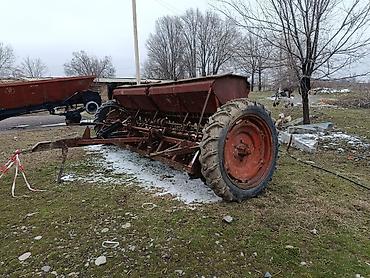 Овощные сеялки: Продаю сеялка рабочий рум в хорошем состоянии рабочий калеса есть — 1