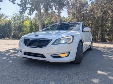Kia Cadenza: 3.5 л | 2010 г. Седан