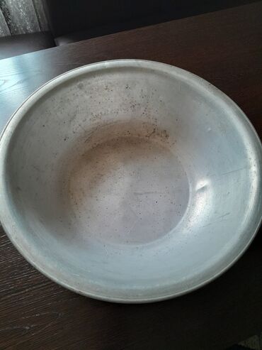 алюминиевая посуда: Таз алюминиевый, в хорошем состоянии. диаметр 45,высота 14