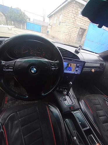 BMW: BMW 3 series: 2 l | 1993 il Sedan — 17