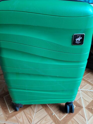 детские двухколесные самокаты: Məhsul: Sərt gövdəli trolley çamadan Təsvir: - Rəng: parlaq yaşıl -
