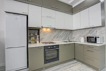 centr park: 2 комнаты, Бишкек Парк ТРЦ, Душевая кабина, Постельное белье, Кондиционер — 4