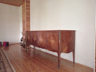Qonaq otağı dəstləri: İşlənmiş, Dolab, Masa və oturacaqlar, Rəf, Kredit yoxdur, Almaniya