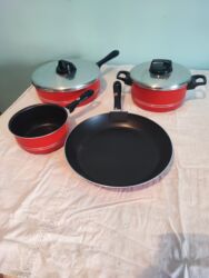 Tava-qazan dəstləri: Rəng - Qırmızı, Antipriqar, Fransa — 10