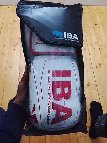 boks lapası: IBA (International Boxing Association) boks əlcəkləri seti - Brend — 1