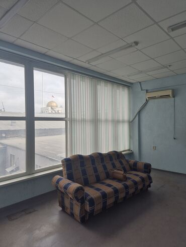 дом рабочий гарадок: Ижарага берем Офистик, 25 кв. м, Административдик имаратта, 1-катар