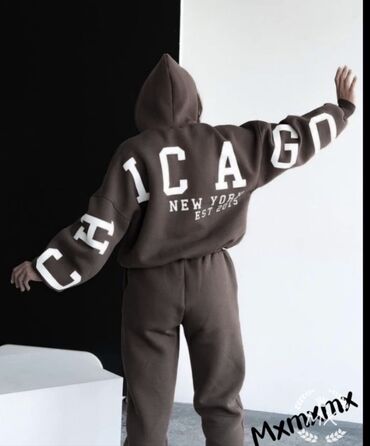 Pantalone: Samo SM
2800din — 5