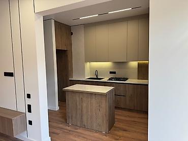 3 room apartment: Просторная современная квартира с дизайнерской отделкой - Планировка — 9