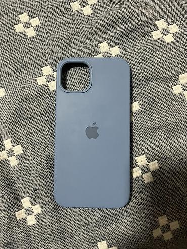 меховой чехол: Набор чехлов для iPhone 13,с большим вырезом для камеры! 1 чехол-с — 2