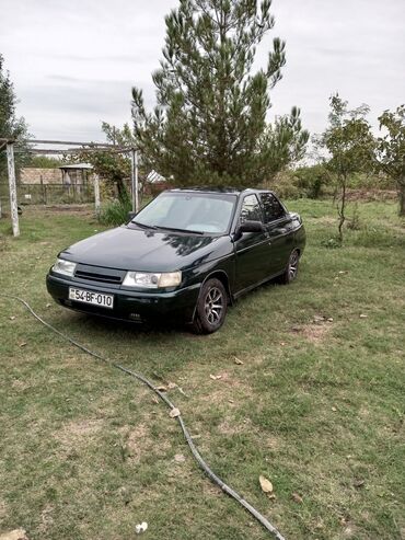 ваза напольная стеклянная высокая без узора: VAZ (LADA) 2110: 1.5 l | 1999 il 110000 km Sedan