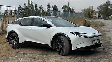 китайская легковая машина: Toyota bZ5: 2026 г., Автомат, Электромобиль — 4