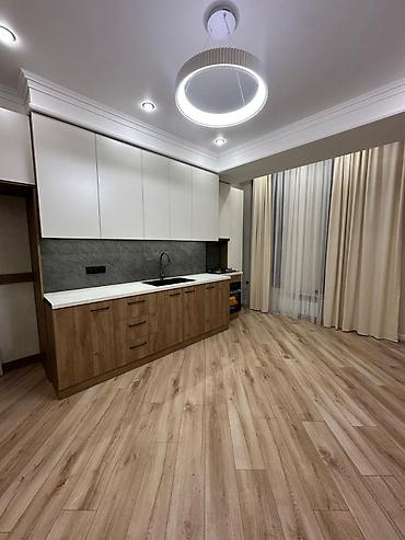 brk group: 3 комнаты, 80 м², Асанбай мкр Элитка, 5 этаж, Евроремонт — 2