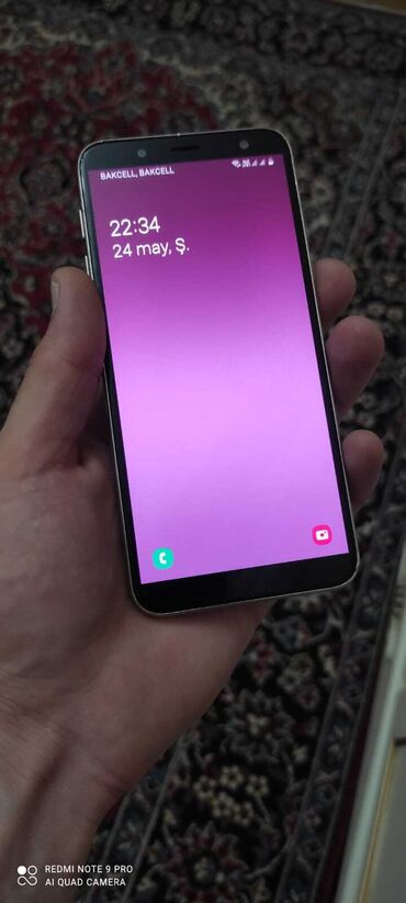 Samsung: Samsung Galaxy A8 2018, 32 GB, rəng - Qızılı, İki sim kartlı