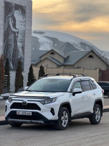 тайота преви: Toyota RAV4: 2018 г., 2.5 л, Автомат, Бензин, Внедорожник