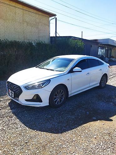 Hyundai Sonata: 2018 г., 2 л, Автомат, Газ, Седан