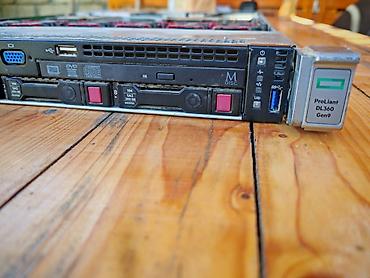 Серверы: HPE ProLiant DL360 Gen9 – 1U rəqəmsal infrastruktur üçün güclü rack — 6