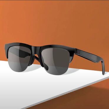 Digər aksesuarlar: Daxili qulaqlıqlar və mikrofonla təchiz edilmiş bu qara ağıllı — 7