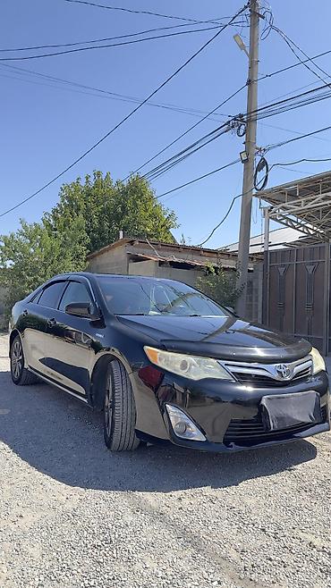 двигитил: Toyota Camry: 2012 г., 2.5 л, Вариатор, Гибрид, Седан — 2
