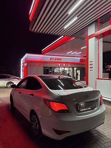 c4 с4: Hyundai Solaris: 2015 г., 1.6 л, Автомат, Бензин, Седан — 3
