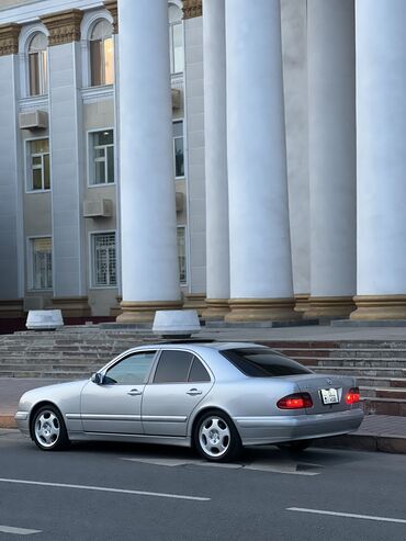 Mercedes-Benz: Mercedes-Benz E-Class: 2001 г., 4.3 л, Автомат, Бензин, Седан