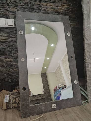 зеркало салон красоты: Зеркала для салона красоты
105х63 см - 2200 сом
200х70 см - 4000 сом