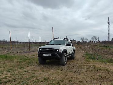 Toyota: Toyota Hilux pikap - Kuzov: ağ rəng, 4 qapı, iki kabin (Double Cab) — 10