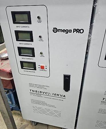 abb: Стабилизатор напряжения, Трехфазные — 1