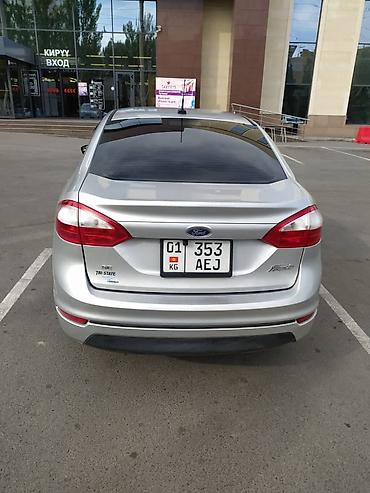 корса: Ford Fiesta: 2016 г., 1.6 л, Автомат, Бензин, Седан — 4