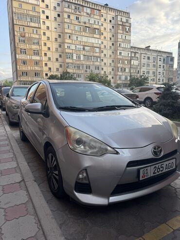 авто в рассрочку без банка без первоначального взноса в бишкеке: Toyota Prius: 2012 г., 1.5 л, Автомат, Гибрид, Хэтчбэк