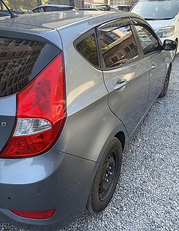 xundai accent: Hyundai Accent: 2017 г., 1.6 л, Робот, Дизель, Хэтчбэк — 5