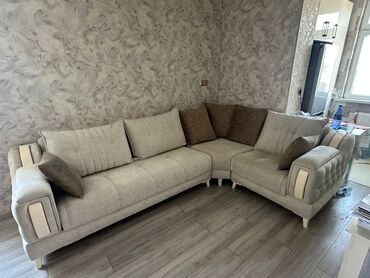 Soyuducu vitrinləri: Künc divan, İşlənmiş, Açılan, Bazalı, Ödənişli çatdırılma