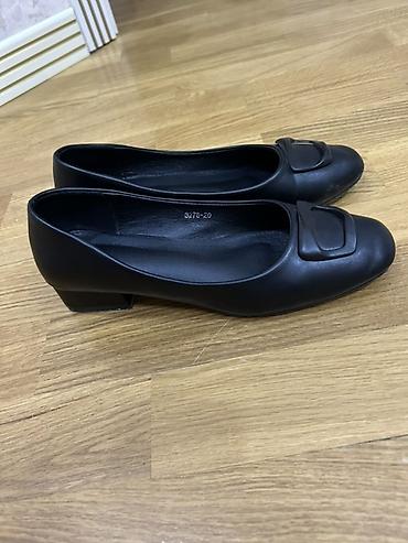 Baletkalar: Qadın ayaqqabısı – qara rəng, klassik üslub - Model: balerina/pumps — 1