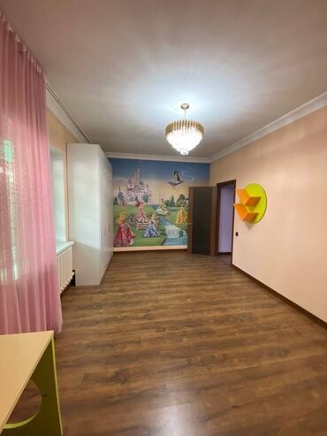 токмок дом пакровка: Дом, 140 м², 4 комнаты, Собственник