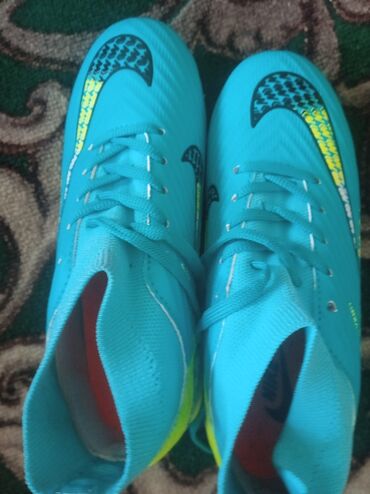 продаю спортивные костюмы: Футбольные бутсы Nike (модель линии Mercurial). - Цвет: бирюзовый