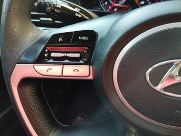 Hyundai: Hyundai Elantra: 2 l | 2022 il Sedan — 7