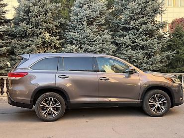 Toyota: Toyota Highlander: 2018 г., 3.5 л, Автомат, Бензин, Кроссовер at lalafo.kg — 11 Toyota: Toyota Highlander: 2018 г., 3.5 л, Автомат, Бензин, Кроссовер — 11
