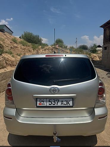 kirgiz auto: Toyota Corolla Verso: 2005 г., 1.8 л, Механика, Бензин, Минивэн — 2