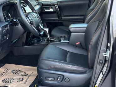 Toyota: Toyota 4Runner: 2020 г., 4 л, Автомат, Бензин, Внедорожник — 4
