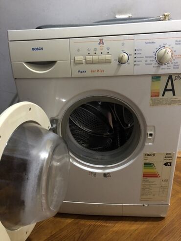 paltar utusu: Paltaryuyan maşın Bosch, 5 kq, Avtomat, Qurutmasız, Kredit yoxdur