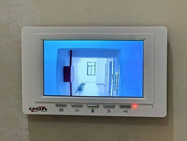 Uzunmüddətli kirayə mənzillər: 28 May metrosu yanınında mənzil kirayə verilir. Mərtəbə 15/7. Ümumi — 14