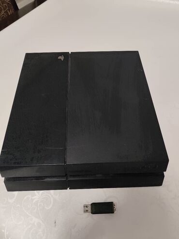 PS4 (Sony PlayStation 4): Без джойстик 10000сом