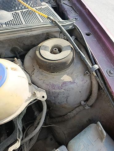 Volkswagen: Volkswagen Vento: 1993 г., 1.8 л, Механика, Газ, Седан — 7
