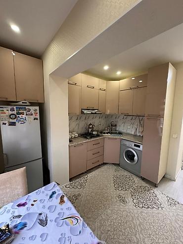 Mənzillər: Bakı, Yasamal, 3 otaqlı, Köhnə tikili, m. İnşaatçılar, 80 kv. m — 10