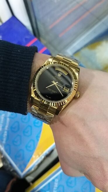 kişi qol saatı: Rolex A clas
Avtomexanika