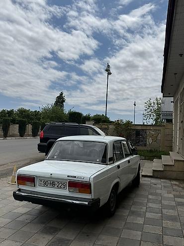 VAZ (LADA): VAZ 2107, ağ rəng, sedan Maşin idealdir özne saz maşn axdaran desin — 1