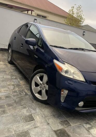 Toyota: Bu 17 lik radnoy diskden kimde varsa barter ustunde pul ve ya satirsa