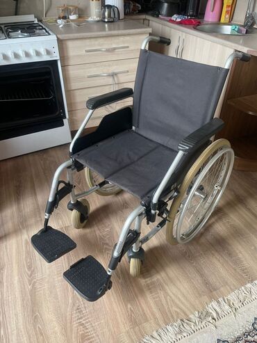 коляска инволидная: Продаётся инвалидная коляска !!! Производство Германия Состояние