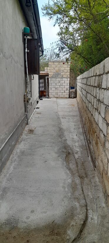 Həyət evləri və villaların satışı: Satış üçün fərdi yaşayış evi satılır.şəxsi tikili .ünvan novxanı — 21