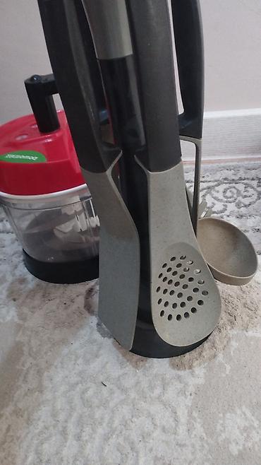 Продам поварешки 5 резные. 350 at lalafo.kg Продам поварешки 5 резные. 350